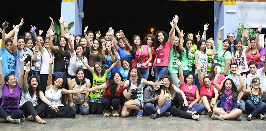 Jóvenes de San Carlos se apropian de la tecnología en campamento