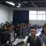 Beca permitirá a 85 jóvenes iniciar carreras tecnológicas gracias a convenio entre UCenfotec y Fundación Monge