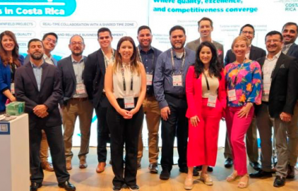 Procomer promovió industria aeroespacial costarricense en feria internacional más importante del sector