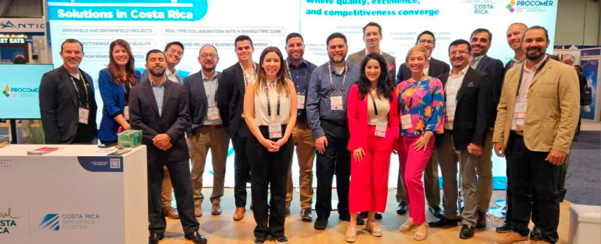 Procomer promovió industria aeroespacial costarricense en feria internacional más importante del sector