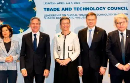 UE y EE. UU. mantienen sólida cooperación comercial y tecnológica en momento de desafíos mundiales