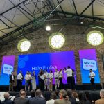 Plataforma gratuita Hello Brete permitirá capacitar hasta 2 millones de personas en inglés