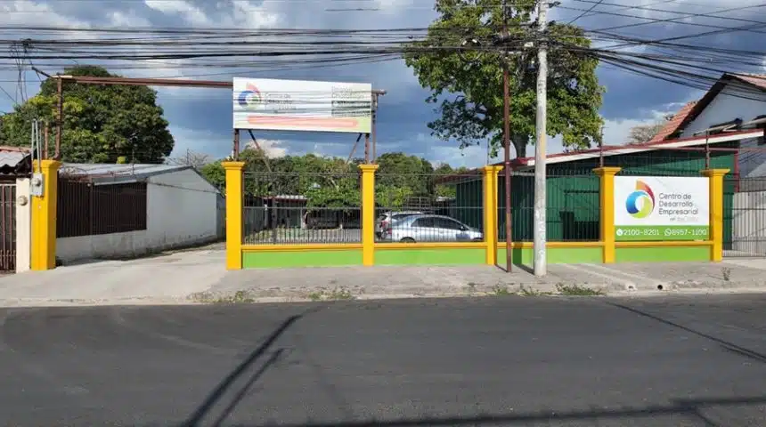 Emprendimientos y pymes de la Región Chorotega podrán optar por asesorías gratuitas al reabrir el centro del INA