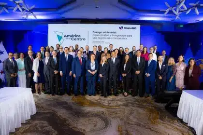 Países de Centroamérica, Panamá y República Dominicana avanzan en mejorar conectividad en comercio con apoyo del BID